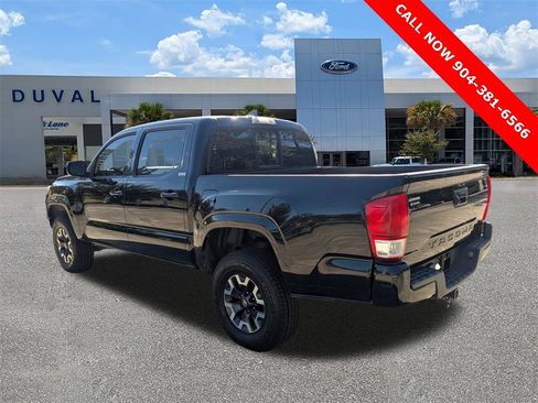 Used 2016 Toyota Tacoma SR image 6