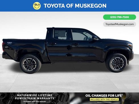 New 2025 Toyota Tacoma TRD Sport image 8