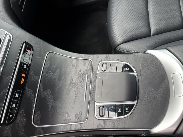 Used 2020 Mercedes-Benz GLC 300 image 14