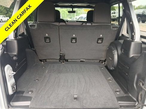 Certified 2022 Jeep Wrangler Unlimited Sahara w/ Cold Weather Group AWD/4WD image 10