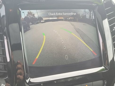 Used 2021 Jeep Cherokee High Altitude image 18