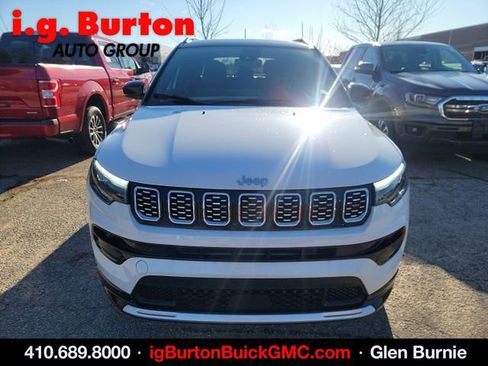 Used 2024 Jeep Compass Limited w/ Elite Group image 2