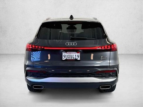 Used 2025 Audi Q5 Premium AWD/4WD image 6