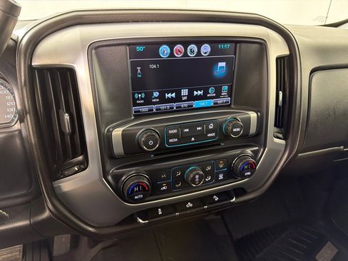 Used 2018 GMC Sierra 1500 SLE w/ SLE Value Package image 16