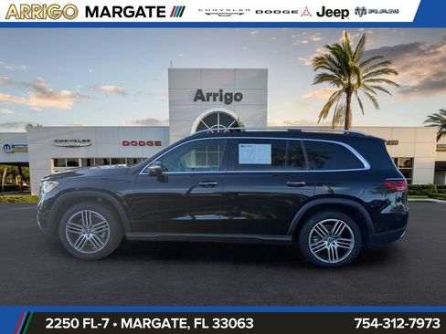 Used 2025 Mercedes-Benz GLS 450 4MATIC image 4