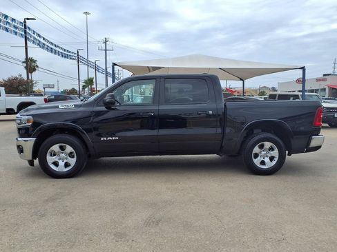 Used 2025 RAM 1500 Big Horn AWD/4WD image 5