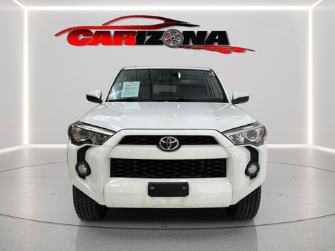Used 2016 Toyota 4Runner SR5 AWD/4WD image 4