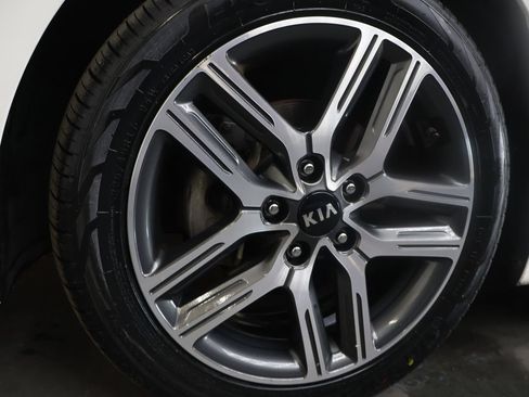Used 2019 Kia Forte S FWD image 32