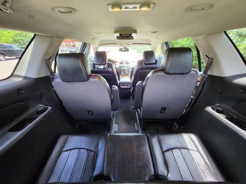 Used 2012 Buick Enclave Leather w/ Trailering Provision Package AWD/4WD image 10