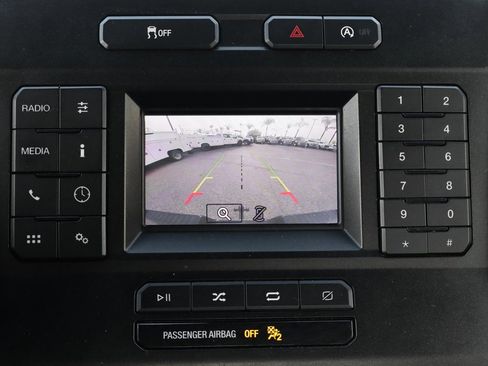 Used 2018 Ford F150 XLT w/ XTR Package image 27