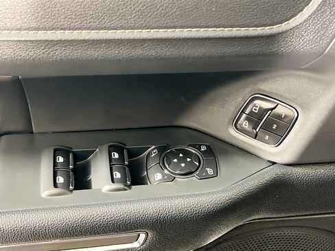 Used 2024 Ford Expedition XLT AWD/4WD image 16