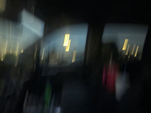 Used 2024 GMC Sierra 2500 SLT w/ SLT Convenience Package image 13