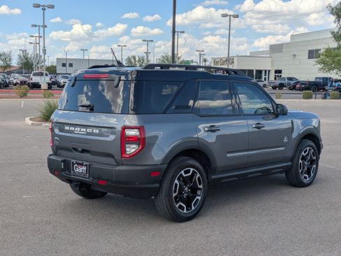 Used 2022 Ford Bronco Sport Outer Banks w/ Tech Package AWD/4WD image 5