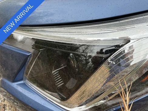 Used 2023 Subaru Forester image 7