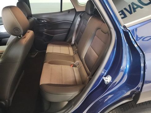 Used 2024 Chevrolet Trax LT FWD image 10