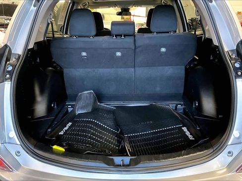 Used 2018 Toyota RAV4 XLE w/ Plus Extra Value Package image 34