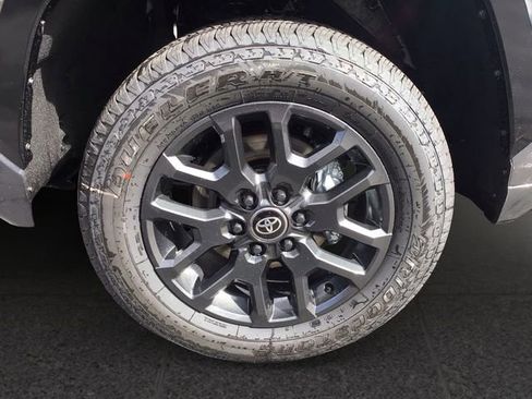 New 2026 Toyota Tundra Platinum image 9