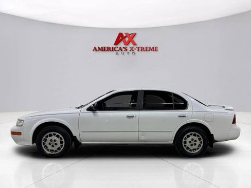 Used 1996 Nissan Maxima FWD image 5