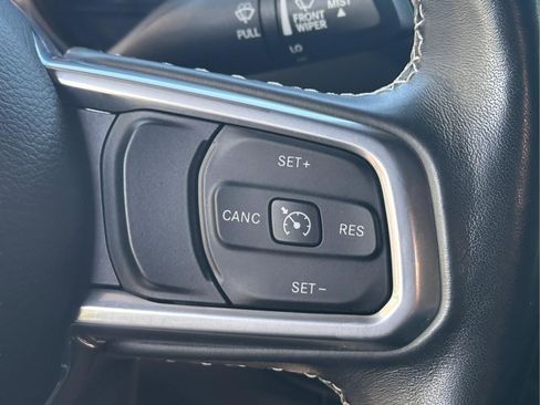 Used 2021 Jeep Wrangler Unlimited Sahara w/ Cold Weather Group AWD/4WD image 22