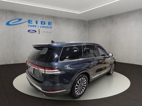 Used 2022 Lincoln Aviator Reserve w/ Equipment Group 201A image 8