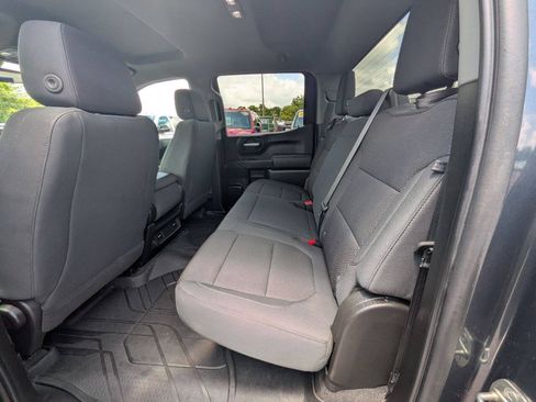 Used 2020 Chevrolet Silverado 1500 Custom w/ Custom Value Package AWD/4WD image 17