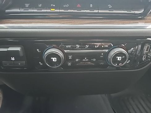 Used 2024 Chevrolet Silverado 2500 LT w/ All Star Edition image 21