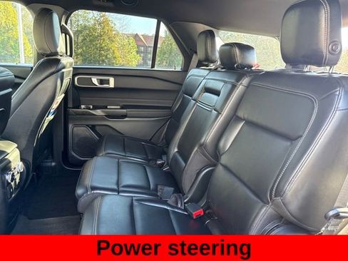 Used 2020 Ford Explorer XLT w/ Equipment Group 202A image 23