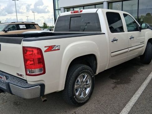 Used 2011 GMC Sierra 1500 SLE w/ Power Tech Package RWD image 3