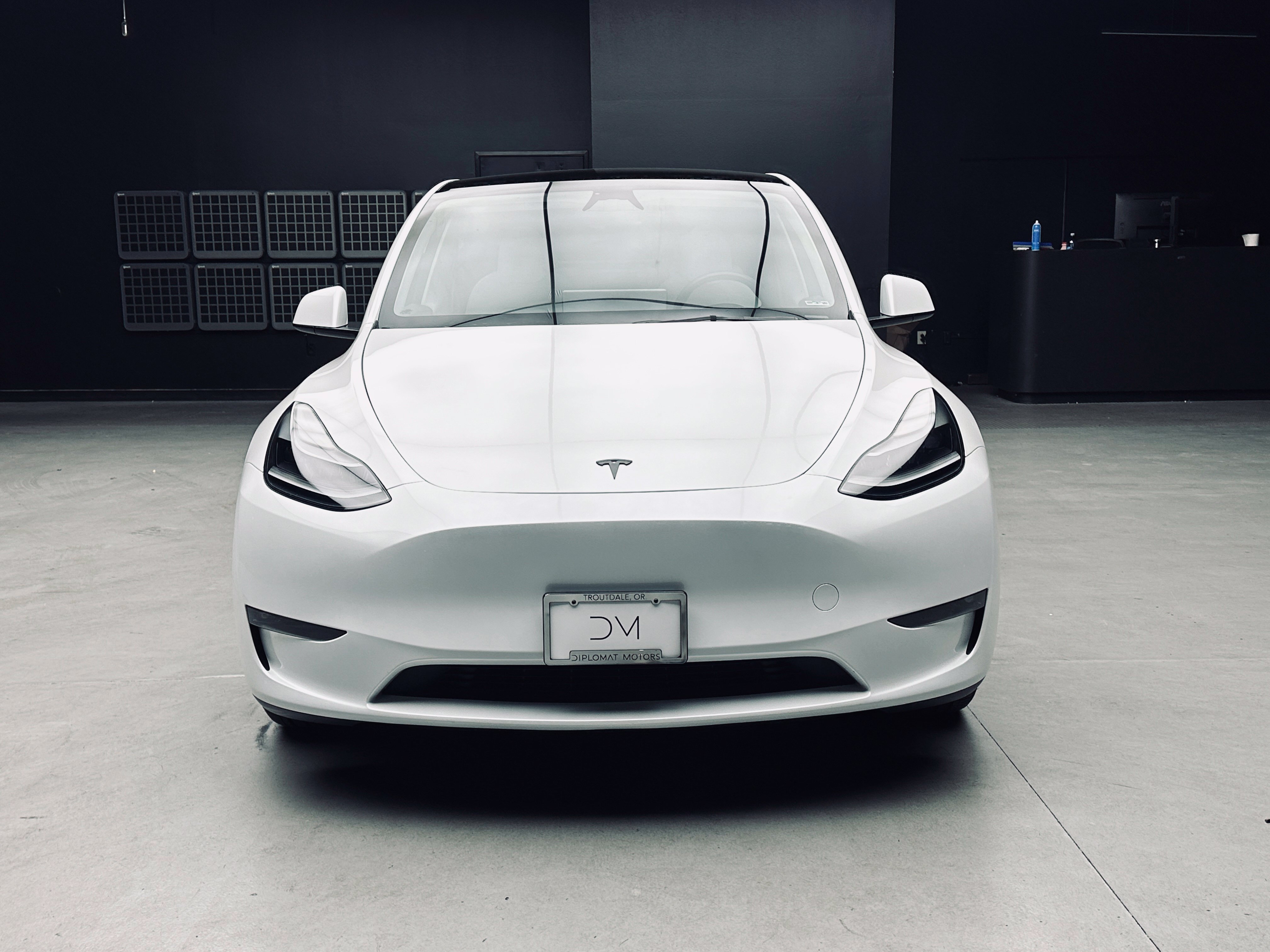 Used 2023 Tesla Model Y Long Range AWD/4WD image 11