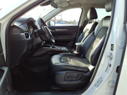 Used 2018 MAZDA CX-5 Touring image 13