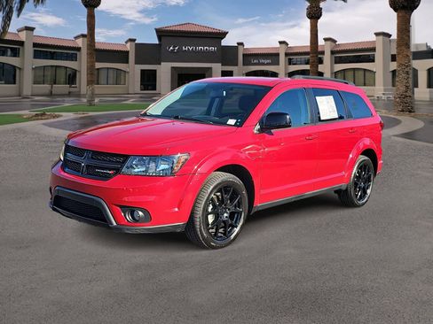 Used 2017 Dodge Journey SXT w/ Blacktop Package image 4