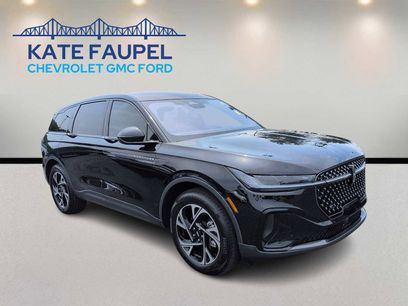 Used 2025 Lincoln Nautilus Premier w/ Jet Appearance Package