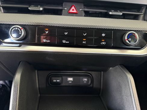Used 2024 Kia Sportage LX AWD/4WD image 14