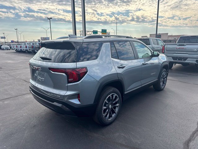 New 2027 GMC Terrain Elevation w/ Elevation Premium Package FWD image 3