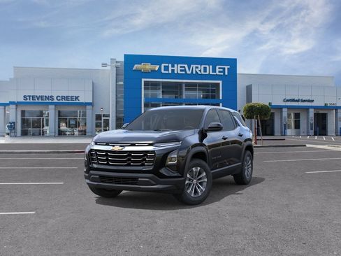 New 2026 Chevrolet Equinox LT FWD image 8