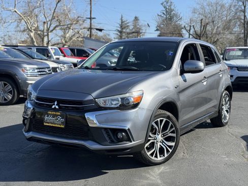 Used 2018 Mitsubishi Outlander Sport LE image 1
