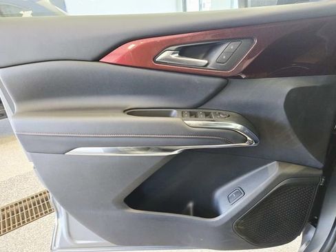 New 2026 Chevrolet Traverse Z71 w/ Driver Confidence Package image 26