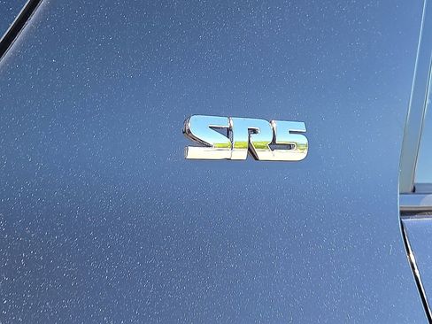 Used 2024 Toyota 4Runner SR5 AWD/4WD image 8