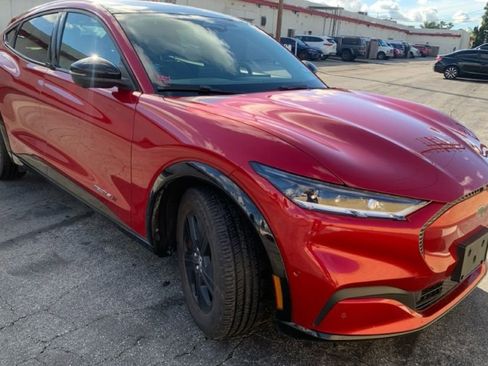 Certified 2021 Ford Mustang Mach-E California Route 1 image 4