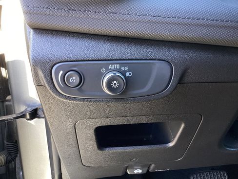 Used 2025 Chevrolet TrailBlazer LT image 27