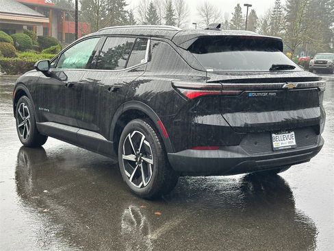 New 2026 Chevrolet Equinox EV LT image 3