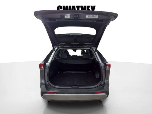 Used 2022 Toyota RAV4 Limited AWD/4WD image 22