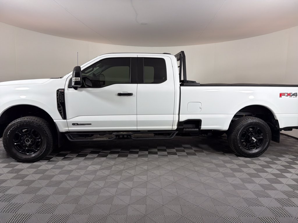 Used 2025 Ford F250 XL w/ STX Appearance Package AWD/4WD image 6
