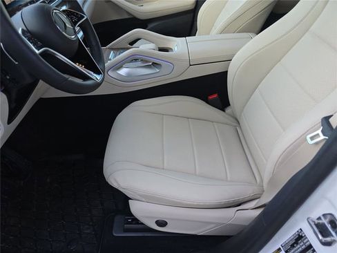New 2025 Mercedes-Benz GLE 450 4MATIC image 24