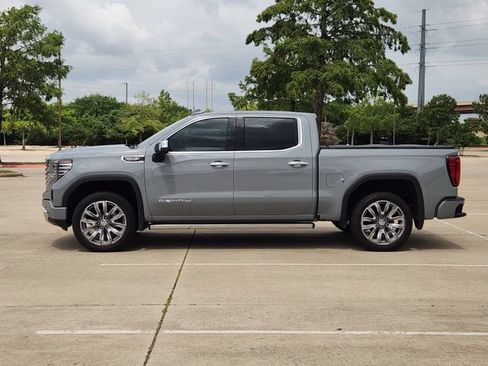 Used 2025 GMC Sierra 1500 Denali AWD/4WD image 4