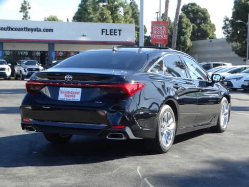 Certified 2019 Toyota Avalon XLE image 12