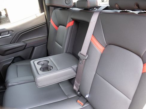 New 2025 Chevrolet Colorado Z71 w/ Z71 Convenience Package 2 image 23