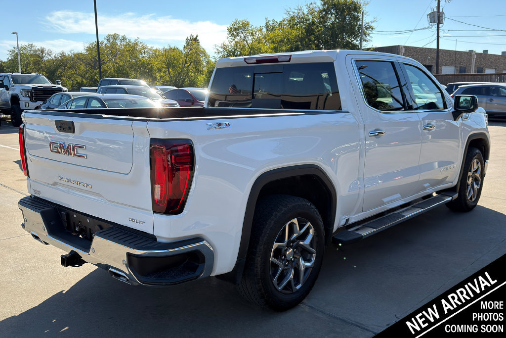 Used 2024 GMC Sierra 1500 SLT w/ SLT Premium Plus Package AWD/4WD image 5