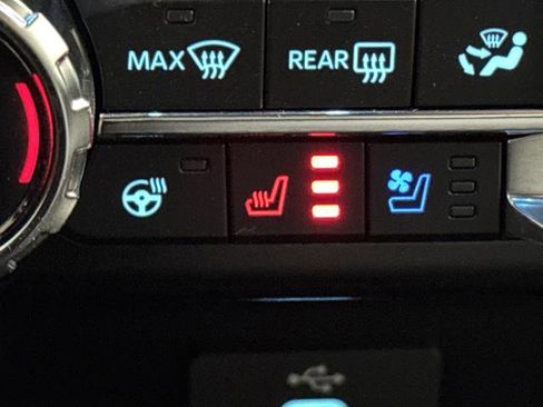 Used 2024 Ford F250 Lariat w/ Sport Appearance Package image 7