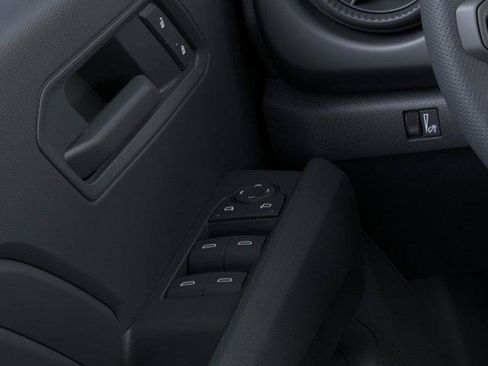 Used 2026 Chevrolet Colorado W/T RWD image 22